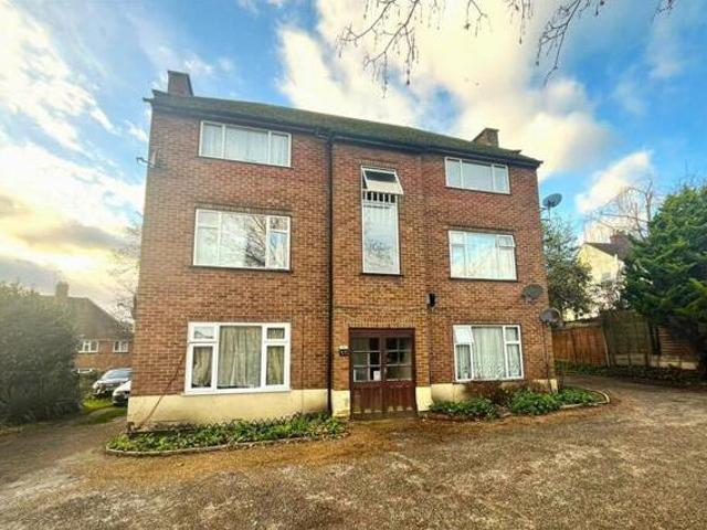 House for sale in Aldershot, Hampshire
