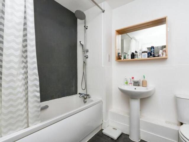 Flat for sale in Priest Down, Hampshire