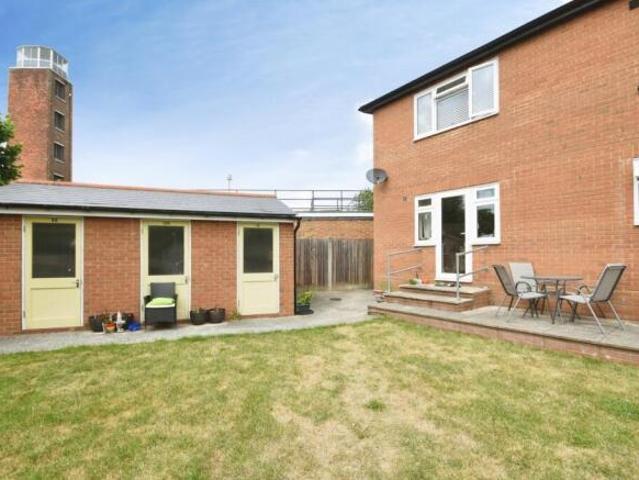 Flat for sale in Moulsham, Chelmsford