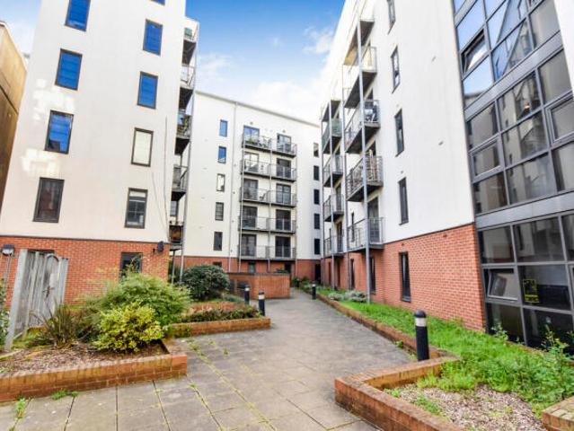 Flat for sale in East Midlands