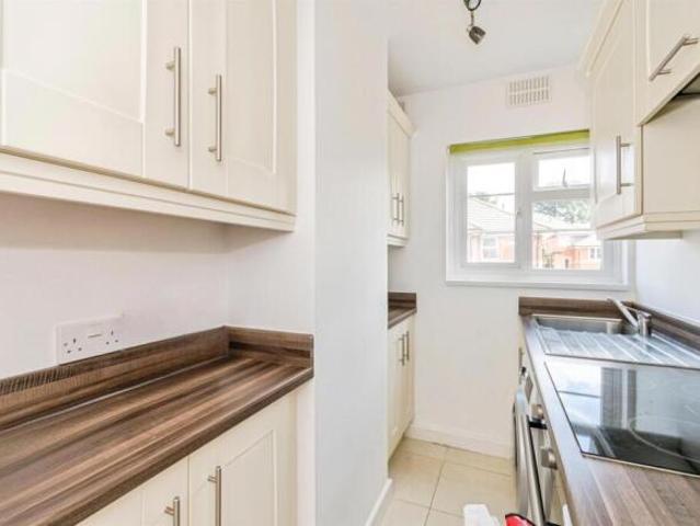Flat for sale in Hill, City Of Southampton