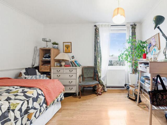 Flat for sale in Shoreditch, Greater London