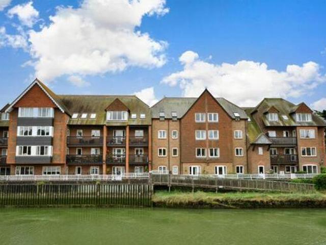 House for sale in Arundel, Clapham