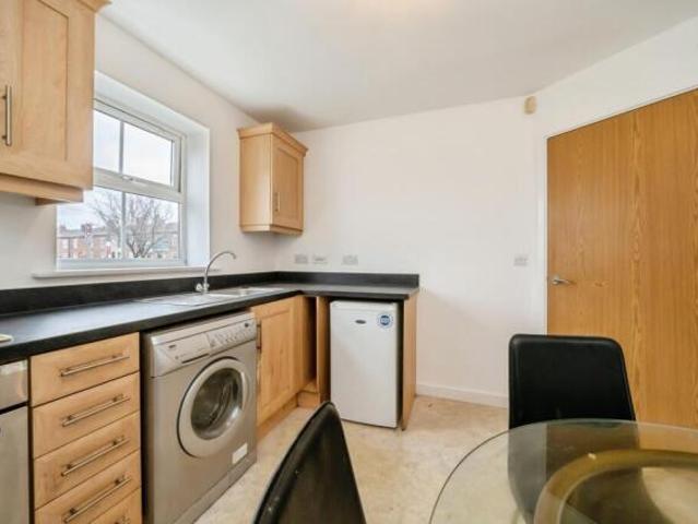 Flat for sale in Dutton, Cheshire