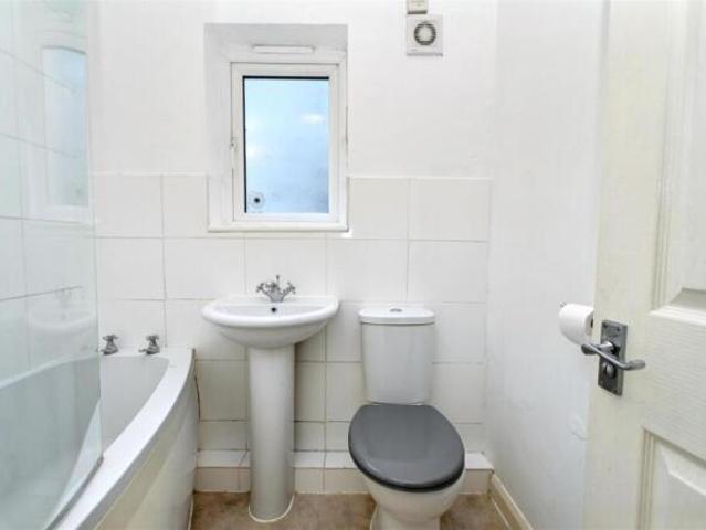 Flat for sale in Upperton, Eastbourne