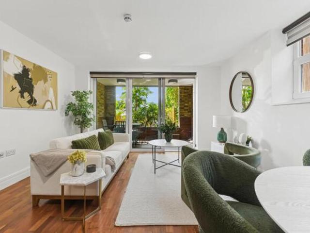 Flat for sale in Belleau, Lincolnshire