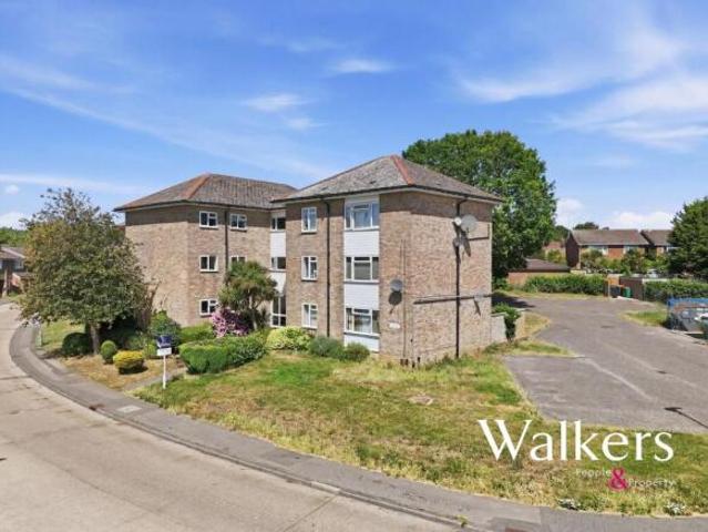Flat for sale in Galleywood, Chelmsford