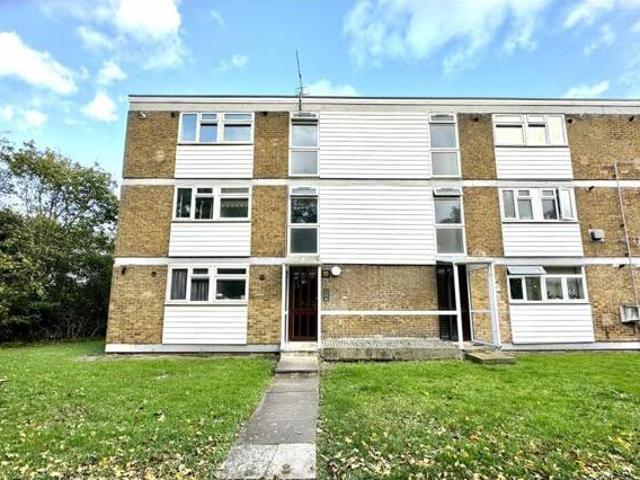House for sale in Lee Chapel, Basildon