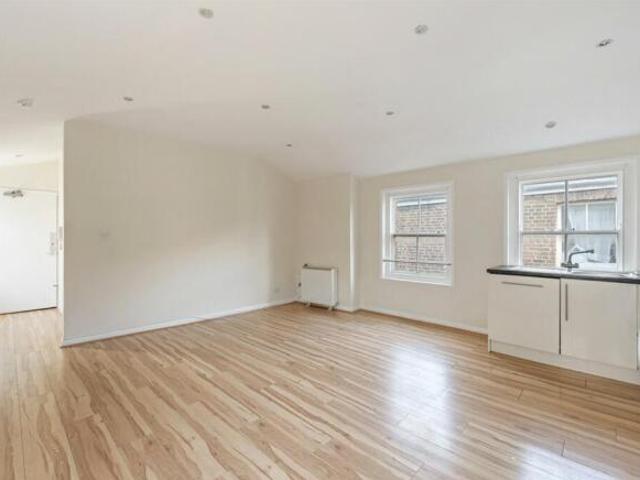 Flat for sale in Worthing, West Sussex