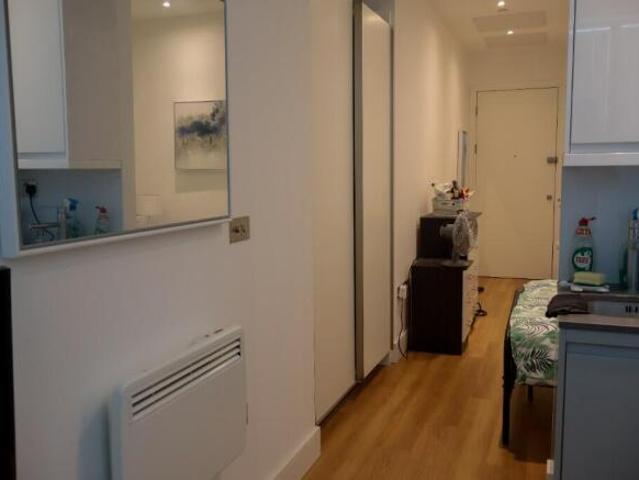 Flat for sale in Slough
