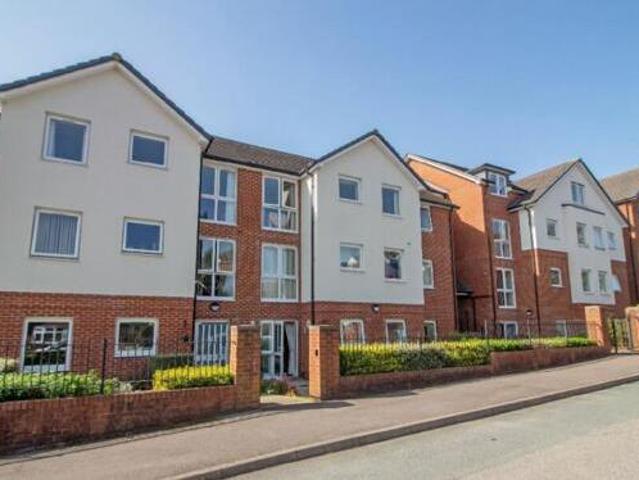 House for sale in Spring Vale, Hampshire