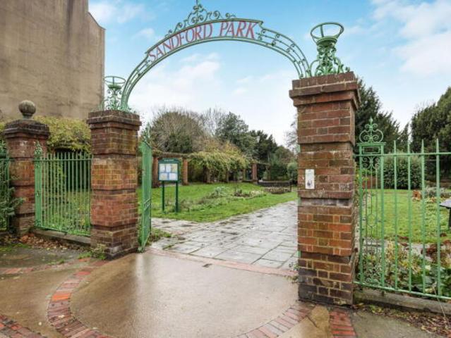 Flat for sale in Golden Valley, Gloucestershire