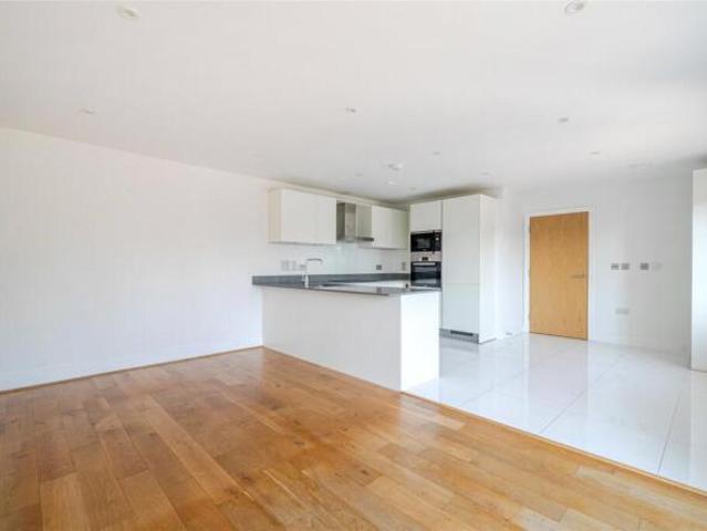 Flat for sale in Bickley, Greater London
