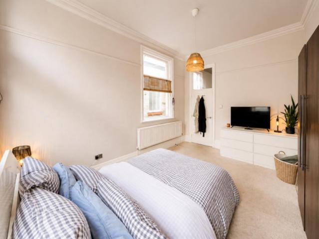 Flat for sale in Old Town, Hull