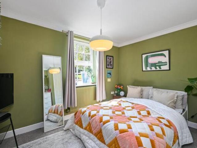 Flat for sale in Holgate, High Field