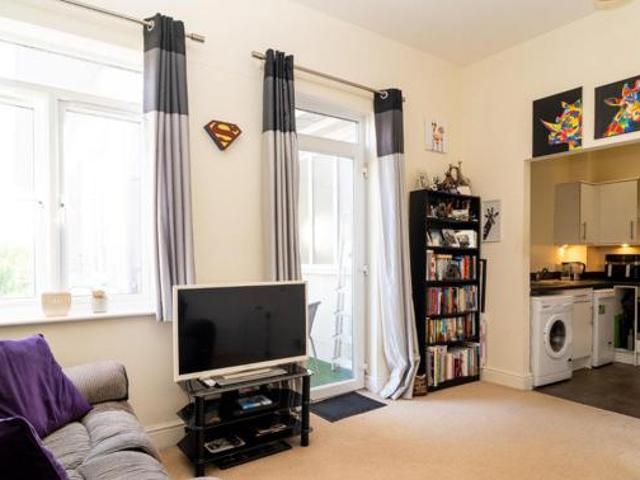 House for sale in Elstree and Borehamwood, Borehamwood