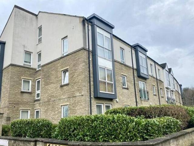 House for sale in Priestthorpe, Bradford