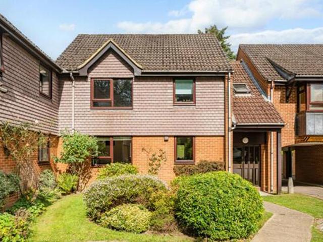 House for sale in Surrey, England