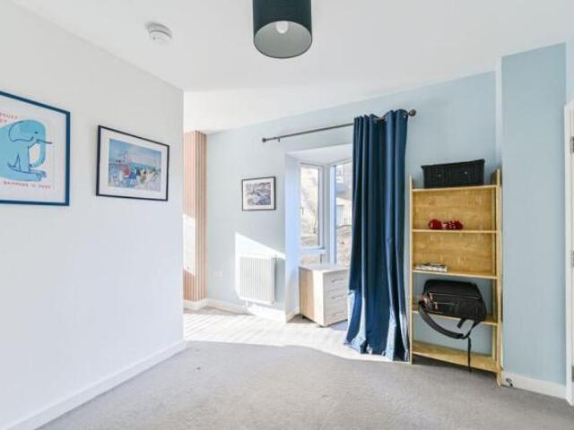 Flat for sale in Cat Hill