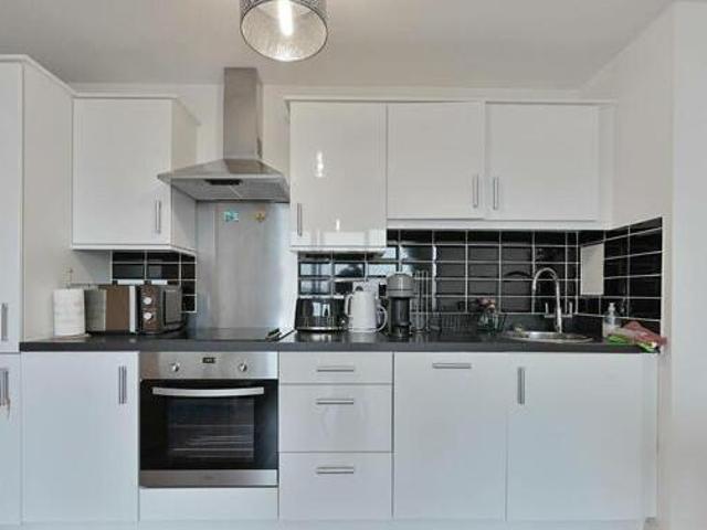 House for sale in Brentford End, Greater London