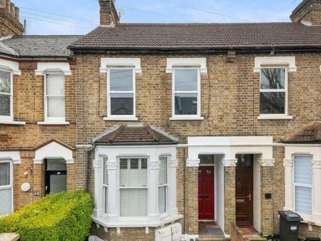 House for sale in Brentford End, Greater London