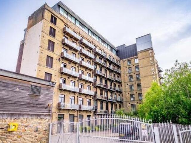 House for sale in Brighouse, West Yorkshire