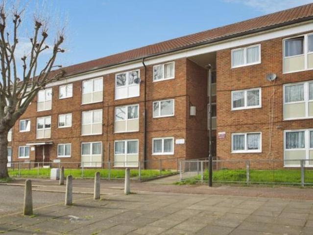 Flat for sale in East Ham, Isle Of Man