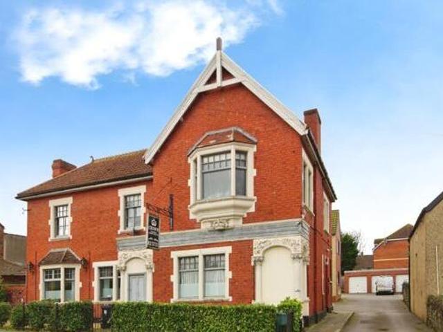 House for sale in Feckenham, City Of Bristol
