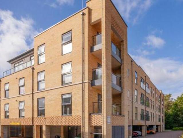 House for sale in Bracknell