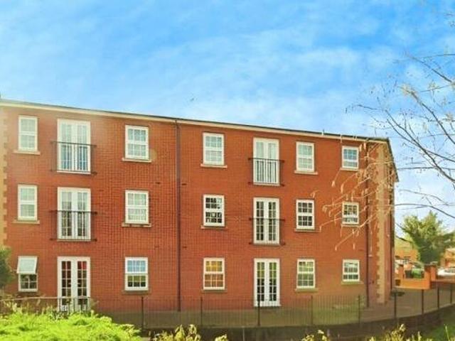 House for sale in Bromsgrove, Worcestershire