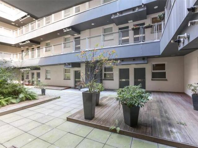 Flat for sale in Cowcaddens, Scotland