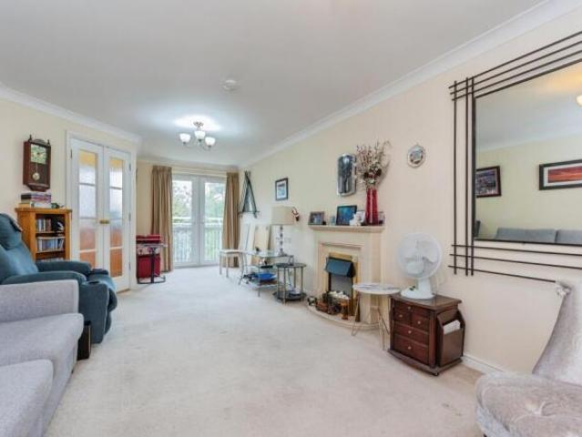 Flat for sale in Georgia, Greater Manchester