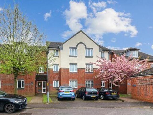 House for sale in Bushey