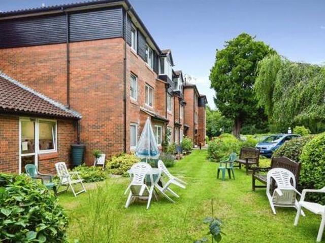 House for sale in Bushey, Hertsmere