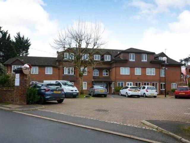 House for sale in Bushey