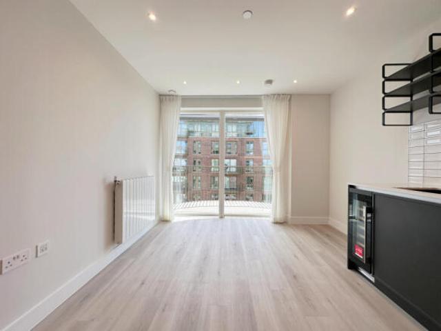 Flat for sale in Cat Hill