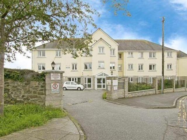 House for sale in Roseworthy, Cornwall