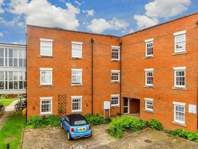 House for sale in Barracks, The Bridge
