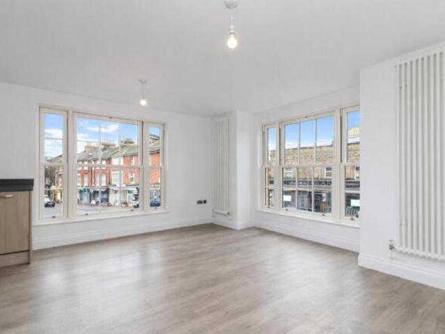 Flat for sale in Westbrook, Acol