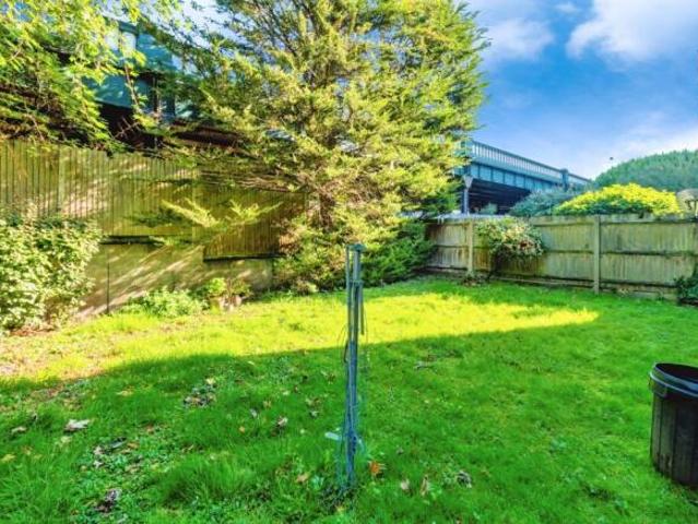 Flat for sale in Barton Stacey, Hampshire