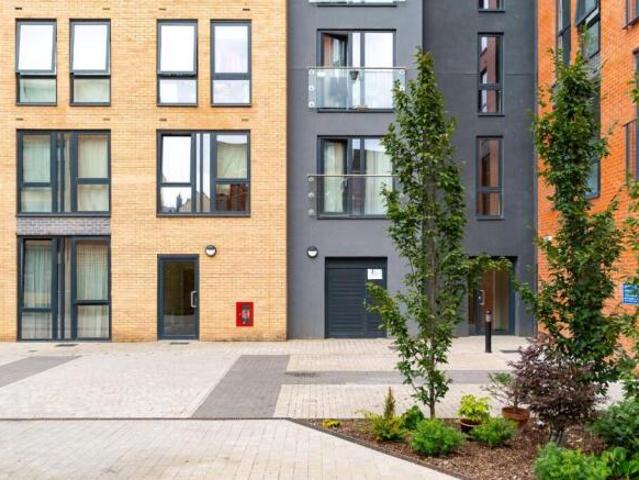Flat for sale in Stokes Croft, Bristol