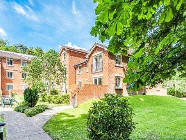 House for sale in Hillview, Surrey