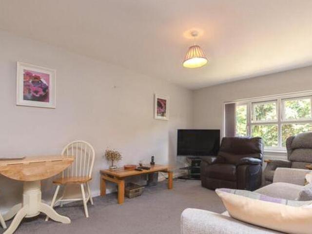 House for sale in Hillview, Surrey