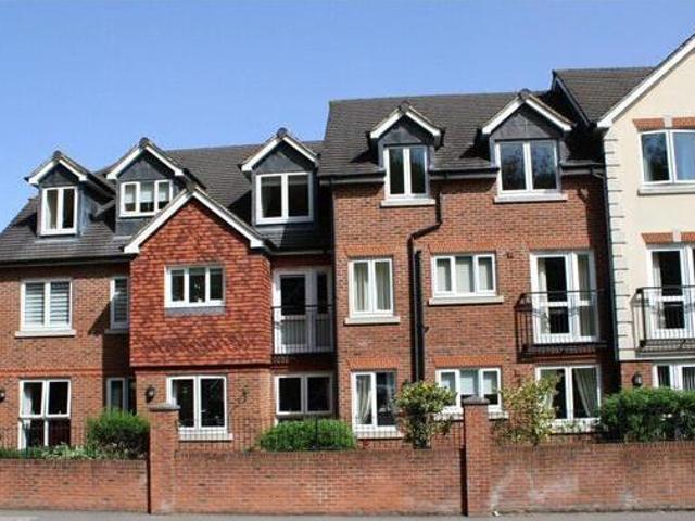 House for sale in Hillview, Surrey