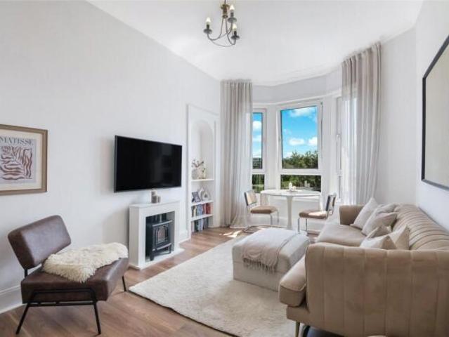 Flat for sale in Laurieston, Gorbals