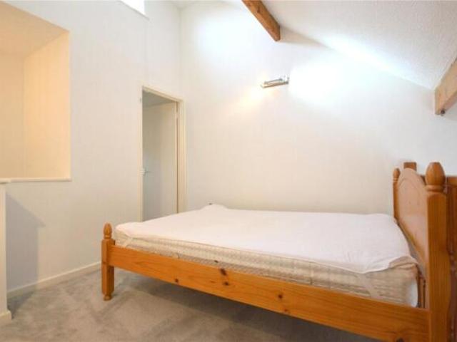 Flat for sale in Romsey, Cambridge