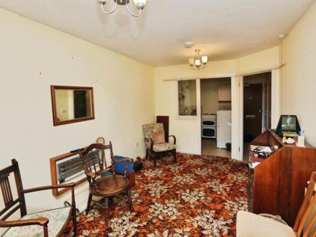Flat for sale in Chilworth Old Village, Test Valley