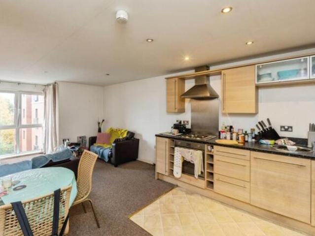 Flat for sale in Dutton, Cheshire