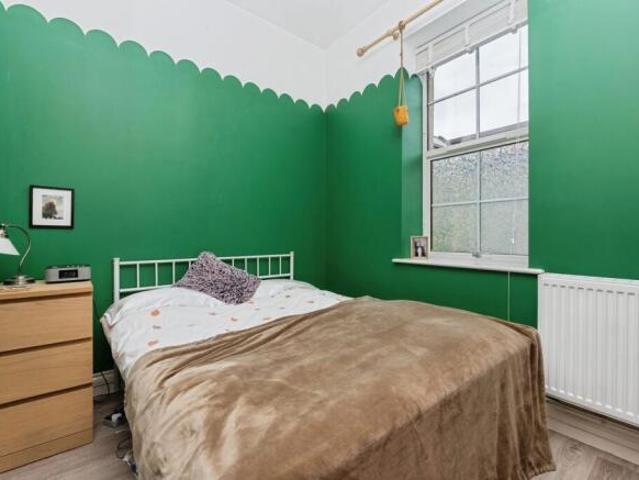 Flat for sale in Feckenham, City Of Bristol