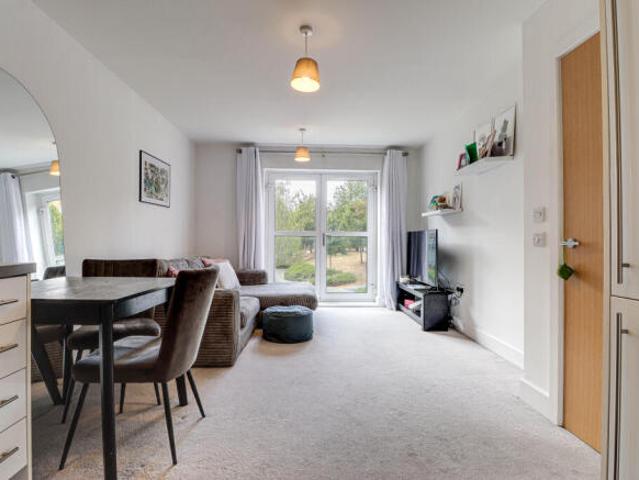 Flat for sale in Five Acres, Hertfordshire